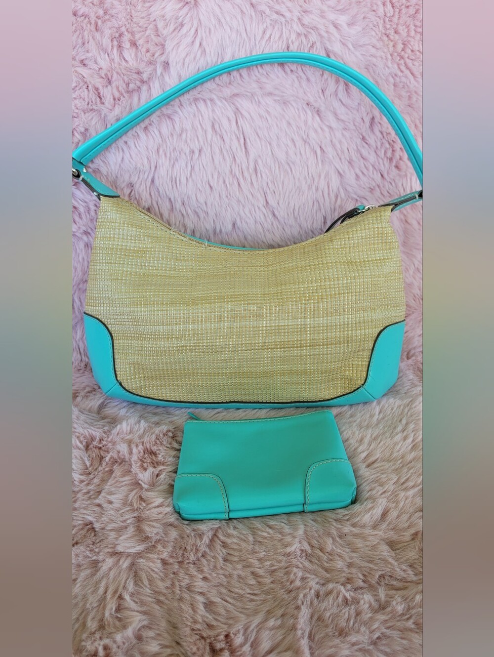 Turquoise Trim Straw Shoulder Bag with Matching Pouch
